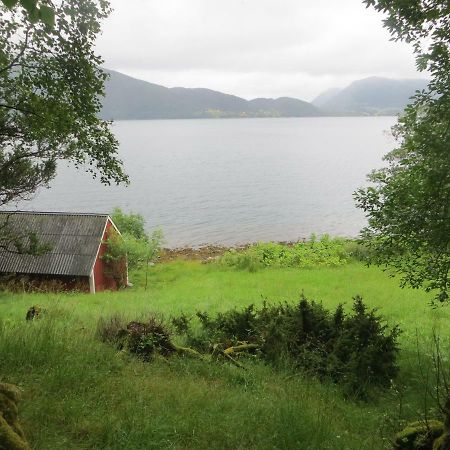 فيلا Tiny House With Fjordview! Lauvstad المظهر الخارجي الصورة