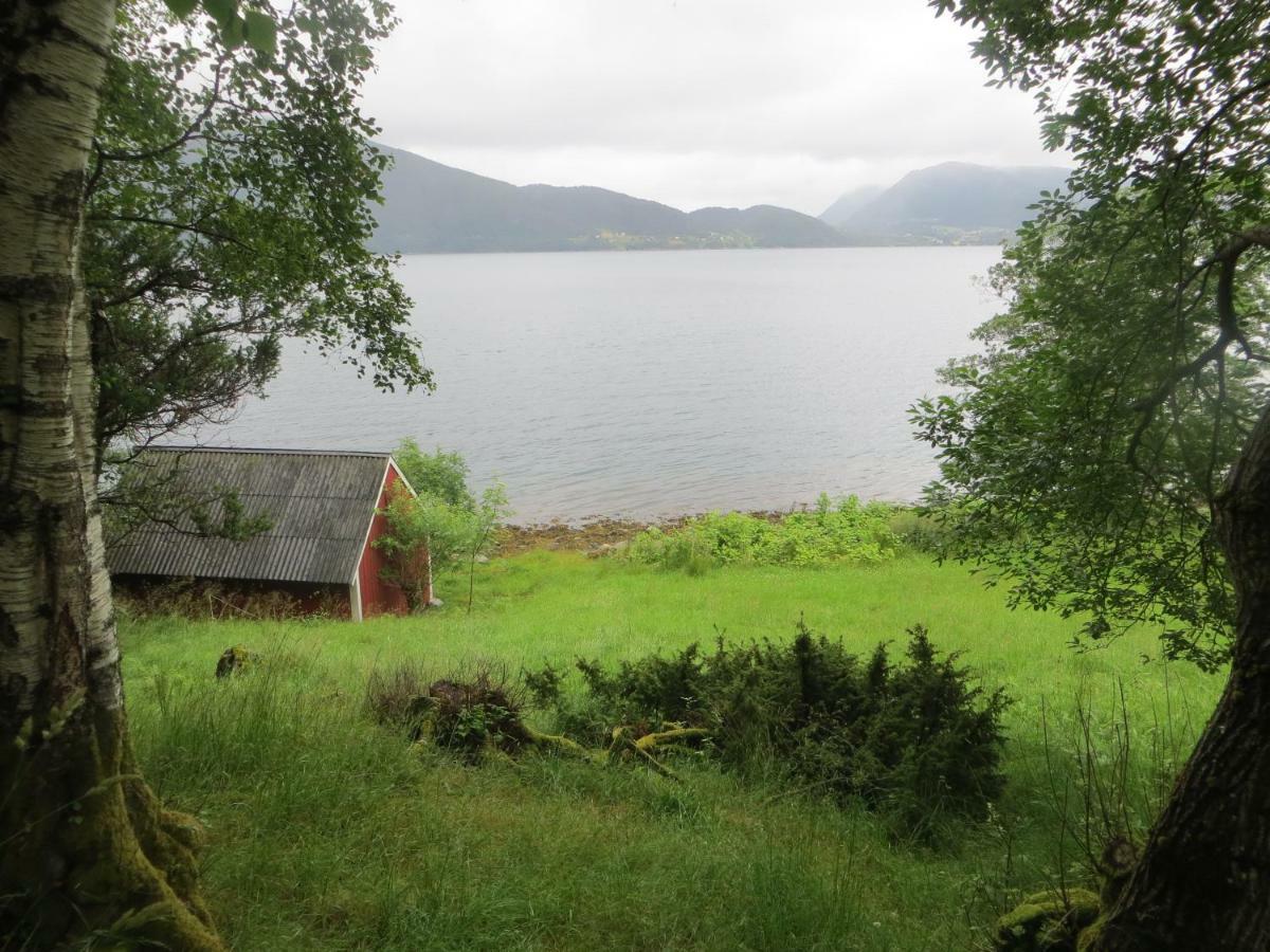 فيلا Tiny House With Fjordview! Lauvstad المظهر الخارجي الصورة